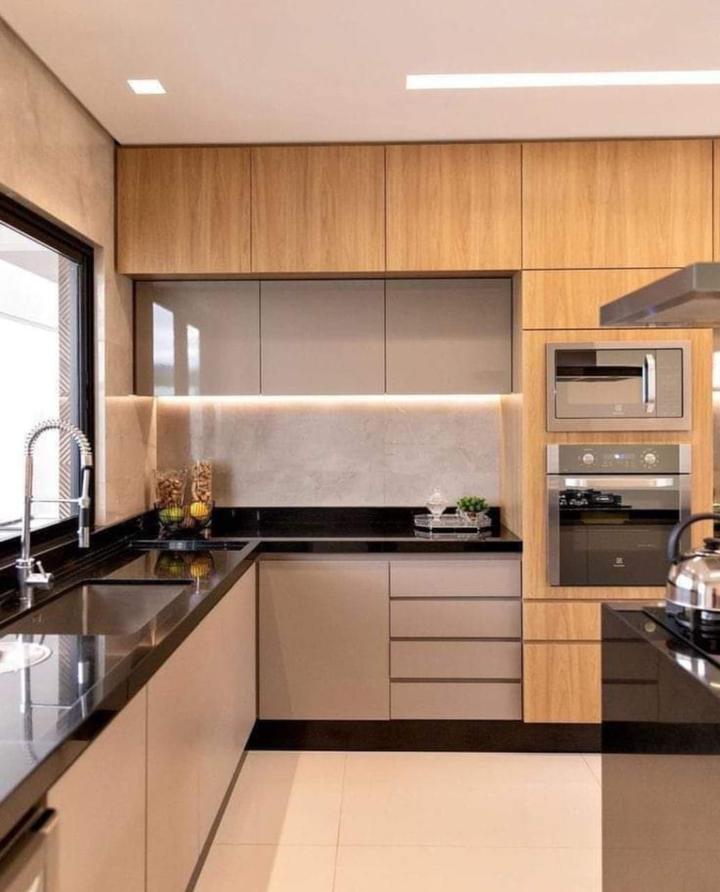 Home 26 Modular Kitchen 24